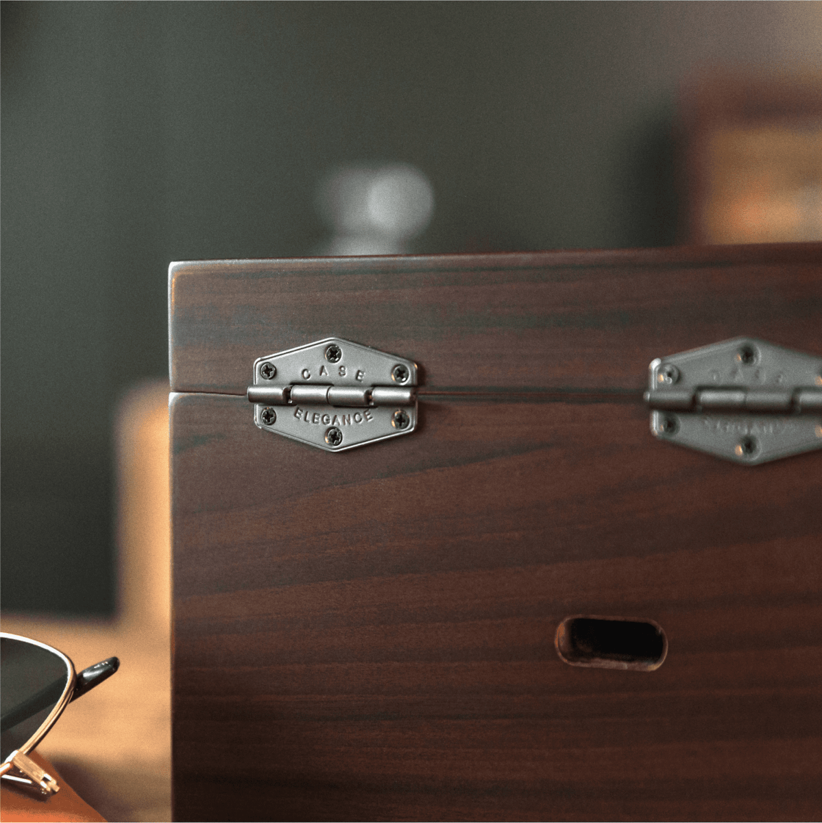 Mill Modular Watch Box - 8 Slot watch band - Strapped For Time